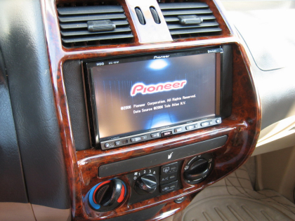 Εγκατάσταση οθόνης 2Din Pioneer σε Nissan Terrano