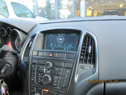 Εγκατάσταση οθόνης LM σε Opel Astra