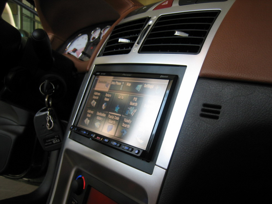 Εγκατάσταση οθόνης 2Din Pioneer σε Peugeot 307 CC