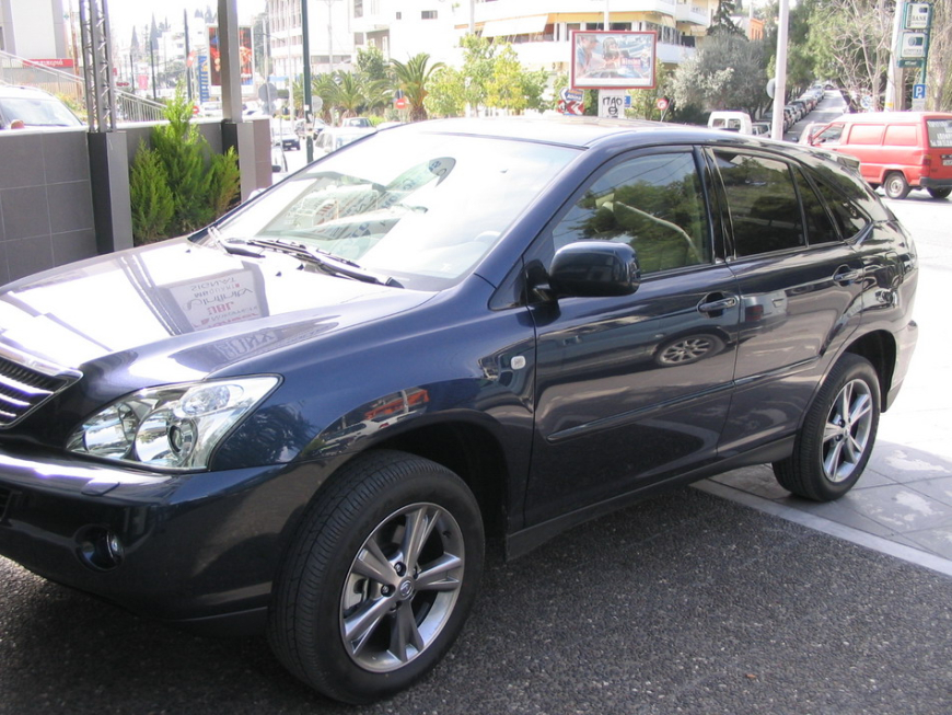 Εγκατάσταση οθονών Eton και Play Station 2 Slim σε  Lexus RX 400 Hybrid