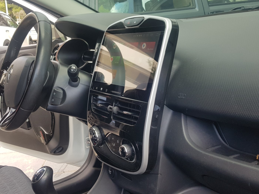  Εγκατάσταση οθόνης LM σε Renault Clio