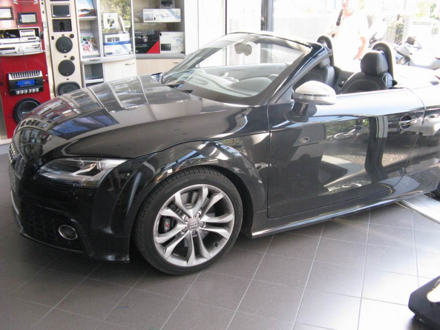 Εγκατάσταση οθόνης 2Din Kenwood σε Audi TT S