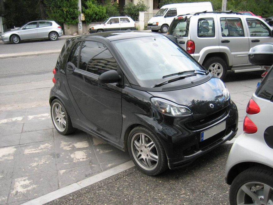 Εγκατάσταση οθόνης 2Din Kenwood σε Smart Brabus