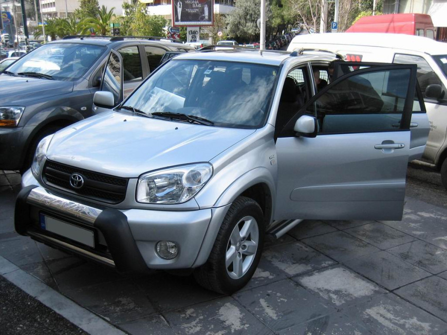 Εγκατάσταση οθόνης 2Din Pioneer σε Toyota Rav-4