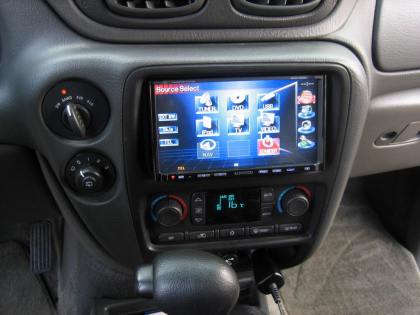 Εγκατάσταση οθόνης Kenwood σε Chevrolet Trail Blazer