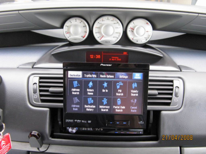 Εγκατάσταση οθόνης Pioneer σε Citroen C8