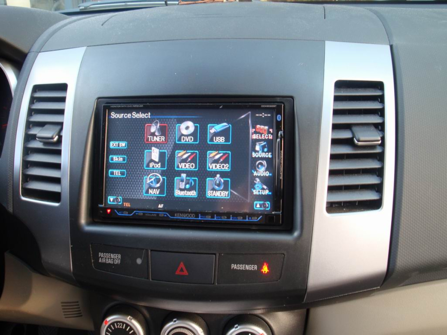 Εγκατάσταση οθόνης Kenwood σε Citroen C-Crosser