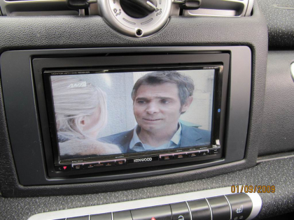 Εγκατάσταση οθόνης 2Din Kenwood και ηχείων Focal σε Smart ForTwo