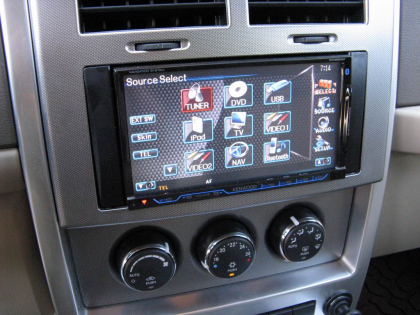 Εγκατάσταση οθόνης 2Din Kenwood σε Jeep Cherokee 2008