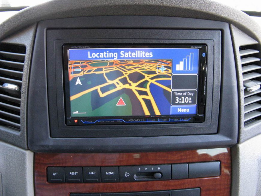 Εγκατάσταση οθόνης 2Din Kenwood σε Jeep Grand Cherokee 