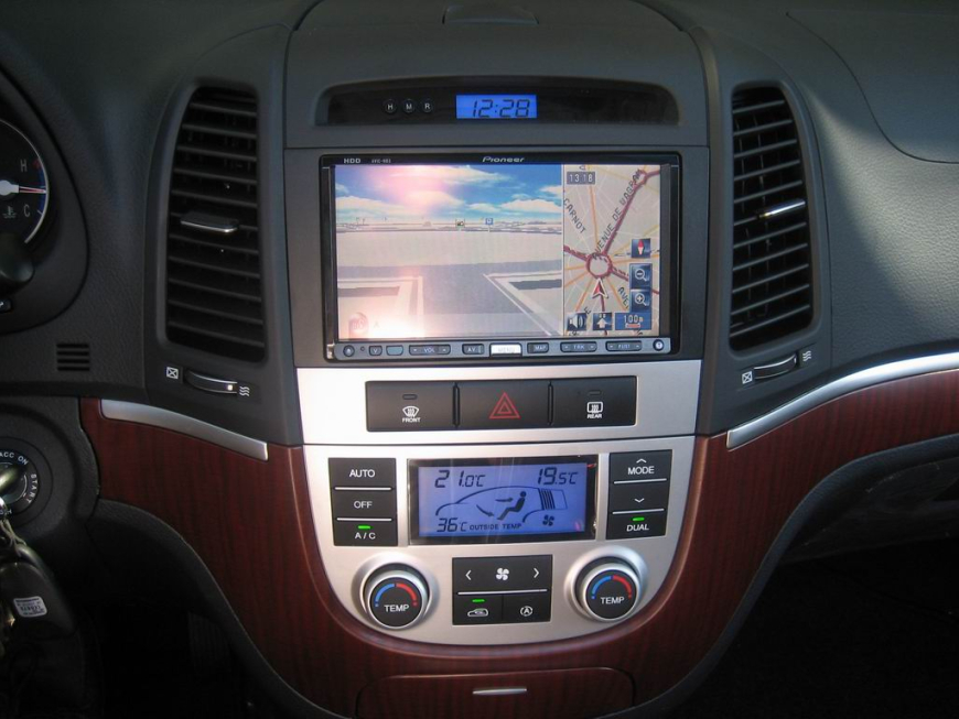 Εγκατάσταση οθόνης 2Din Pioneer σε  Hyundai Santa Fe