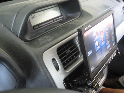 Εγκατάσταση οθόνης 1Din Kenwood σε Mitsubishi Pinin.