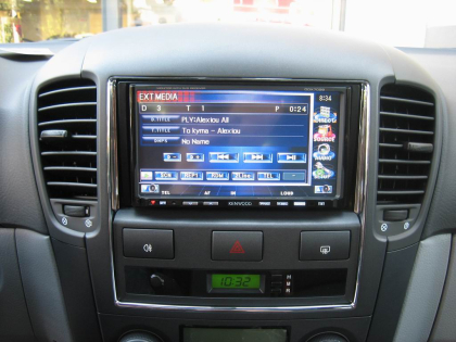 Εγκατάσταση οθόνης 2Din Kenwood σε Kia Sorento