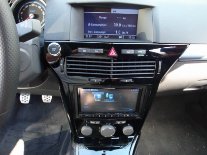 Εγκατάσταση οθόνης 2Din Pioneer σε Opel Astra OPC