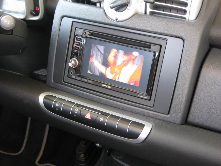 Εγκατάσταση οθόνης 2Din Kenwood σε Smart ForTwo