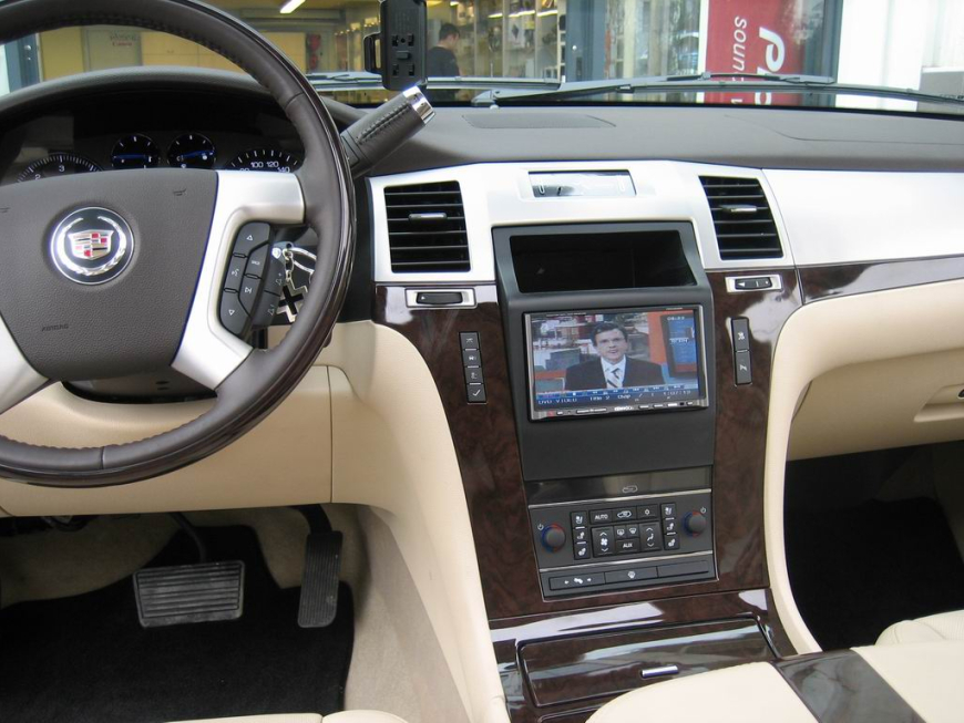 Εγκατάσταση 2Din Kenwood οθόνης σε Cadillac Escalade