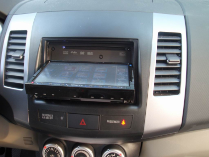 Εγκατάσταση οθόνης Kenwood σε Citroen C-Crosser