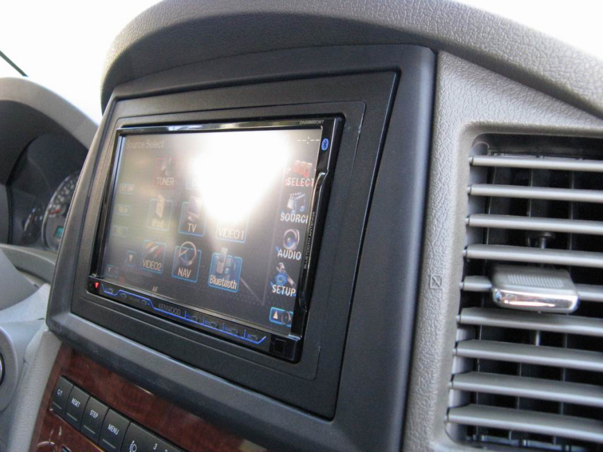 Εγκατάσταση οθόνης 2Din Kenwood σε Jeep Grand Cherokee 