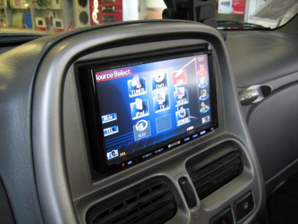Εγκατάσταση οθόνης 2Din Kenwood σε  Nissan Navara