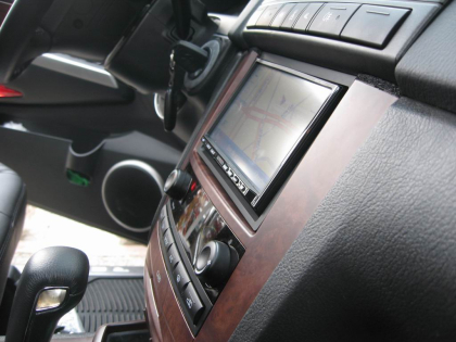 Εγκατάσταση οθόνης 2Din Kenwood και αισθητήρων παρκαρίσματος σε SsangYong Rexton