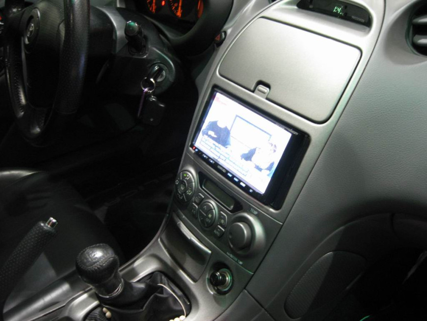 Εγκατάσταση οθόνης 2Din Kenwood σε Toyota Celica