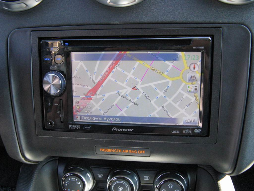 Εγκατάσταση οθόνης 2Din Pioneer σε Audi TT Quatro.