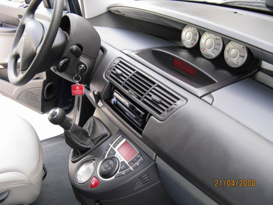 Εγκατάσταση οθόνης Pioneer σε Citroen C8