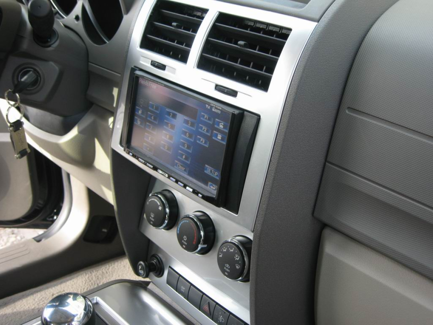 Εγκατάσταση οθόνης 2Din Kenwood σε  Dodge Nitro