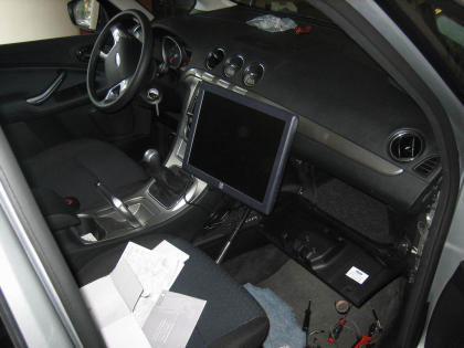 Ειδικό Project για λογαριασμό της Cosmote σε Ford Focus.