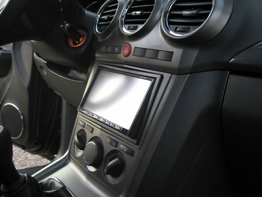 Εγκατάσταση οθόνης 2Din Kenwood σε Opel Antara