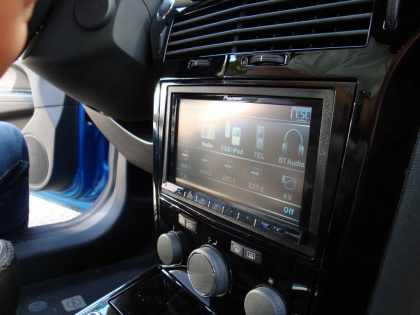 Εγκατάσταση οθόνης 2Din Pioneer σε Opel Astra OPC