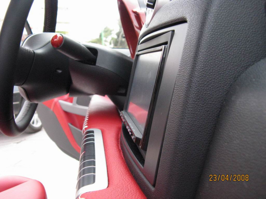 Εγκατάσταση οθόνης 2Din Kenwood σε Smart ForTwo