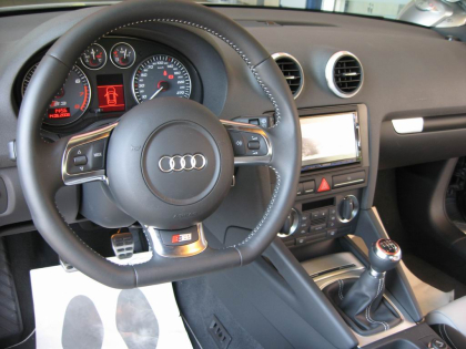 Εγκατάσταση οθόνης 2Din Kenwood σε Audi S3