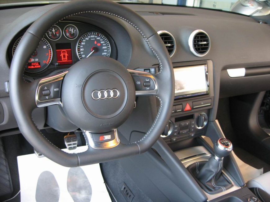 Εγκατάσταση οθόνης 2Din Kenwood σε Audi S3