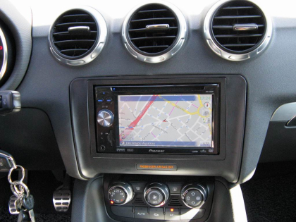 Εγκατάσταση οθόνης 2Din Pioneer σε Audi TT Quatro.