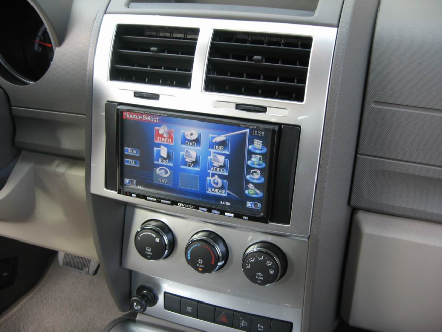 Εγκατάσταση οθόνης 2Din Kenwood σε  Dodge Nitro