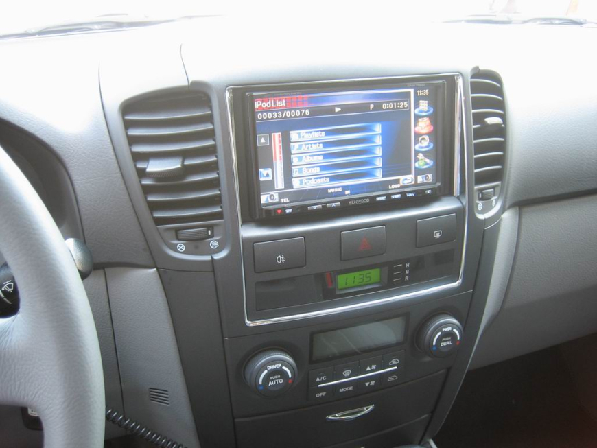 Εγκατάσταση οθόνης 2Din Kenwood σε  Kia Sorento