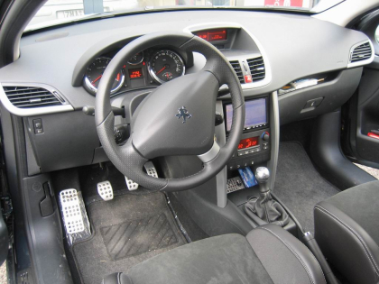 Εγκατάσταση οθόνης 2Din Kenwood σε Peugeot 207 RC