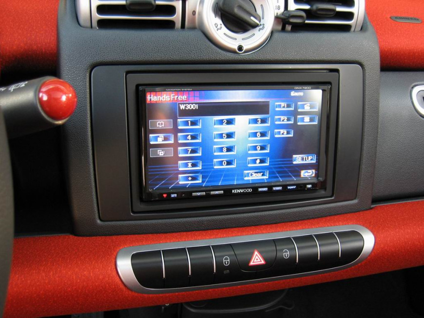 Εγκατάσταση οθόνης 2Din Kenwood σε Smart ForTwo