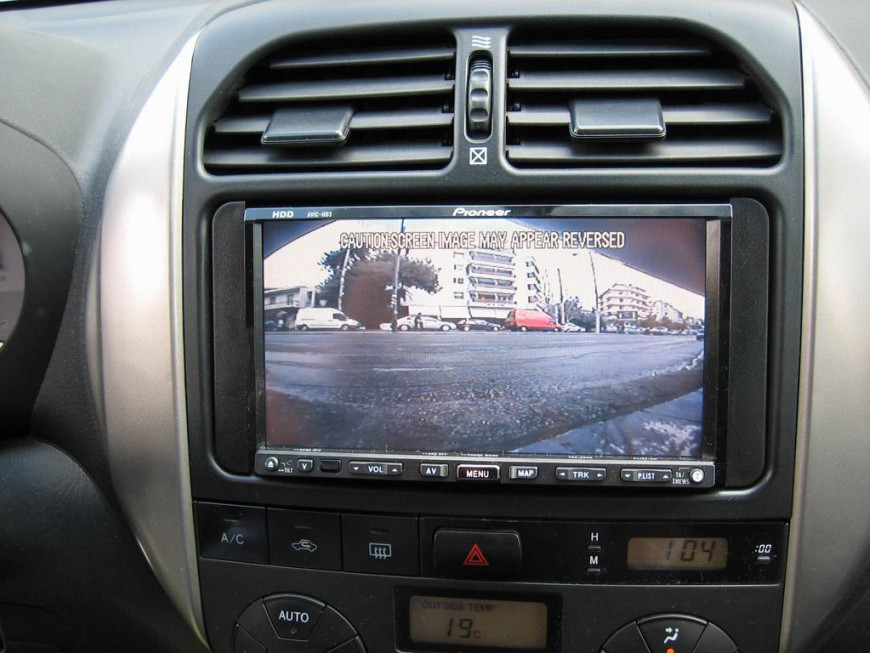 Εγκατάσταση οθόνης 2Din Pioneer σε Toyota Rav-4