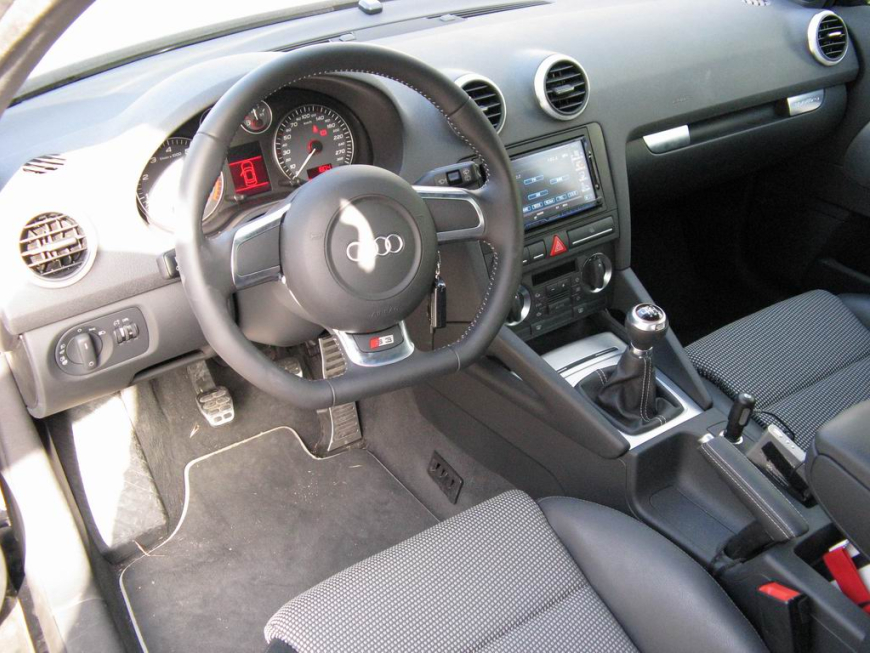 Εγκατάσταση οθόνης 2Din Kenwood σε Audi S3