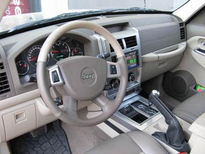 Εγκατάσταση οθόνης 2Din Kenwood σε Jeep Cherokee 2008