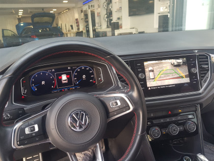 Εγκατάσταση Electric Tailgate και εργοστασιακής κάμερας οπισθοπορείας σε VW T-Roc 