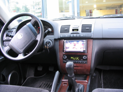 Εγκατάσταση οθόνης 2Din και αισθητήρων παρκαρίσματος σε SsangYong Rexton 