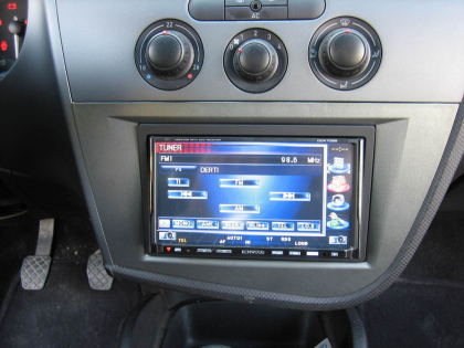 Εγκατάσταση οθόνης 2Din Kenwood σε Seat Leon