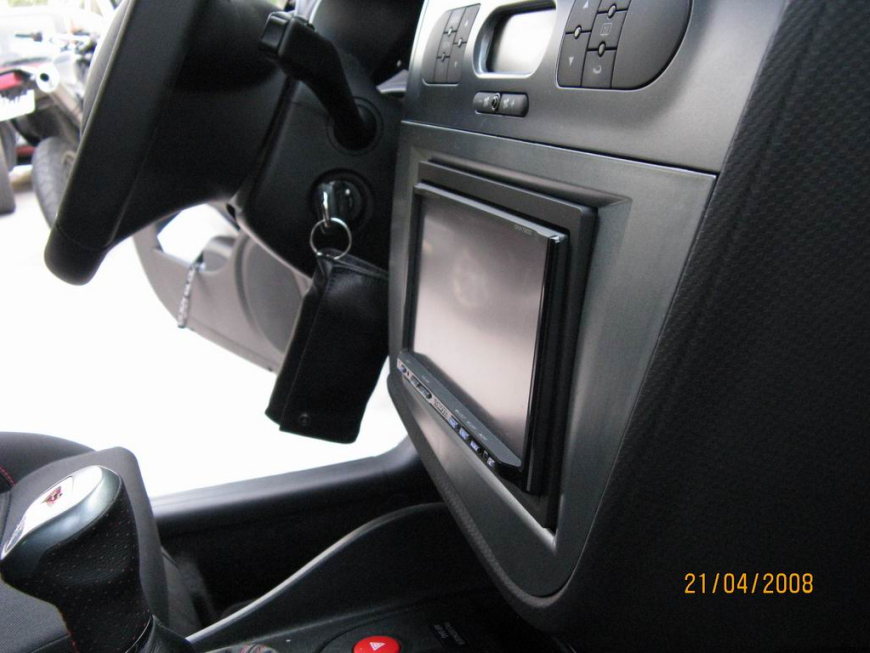 Εγκατάσταση οθόνης 2Din Kenwood σε Seat Leon Cupra Revo