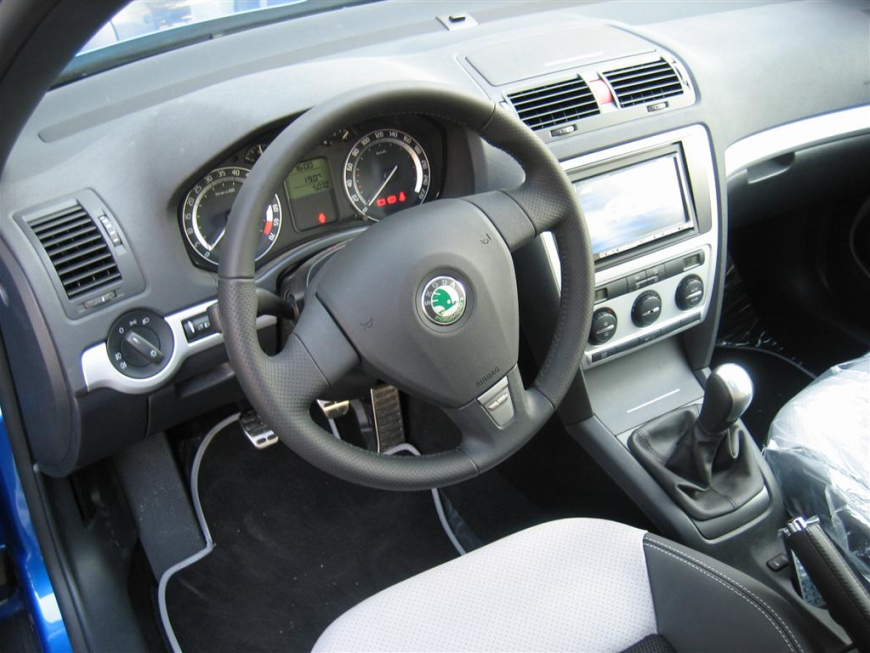 Εγκατάσταση οθόνης 2Din Kenwood σε Skoda Octavia 5 RS