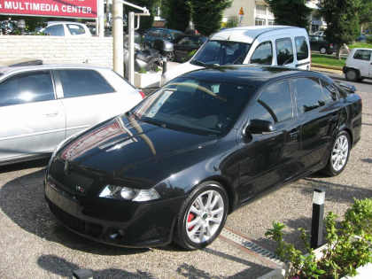 Εγκατάσταση οθόνης 2Din Kenwood και κονσόλας Play Station σε Skoda Octavia 5 RS