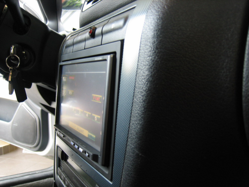 Εγκατάσταση οθόνης 2Din Kenwood σε Skoda Octavia