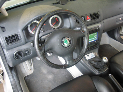 Εγκατάσταση οθόνης 2Din Kenwood σε Skoda Octavia